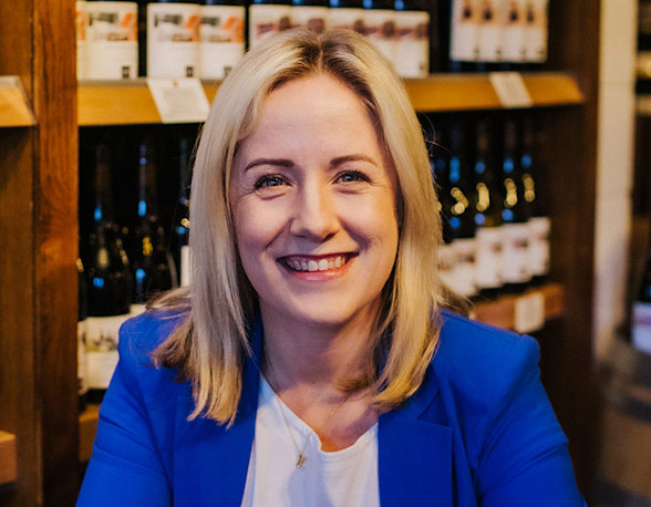 Laura Manning