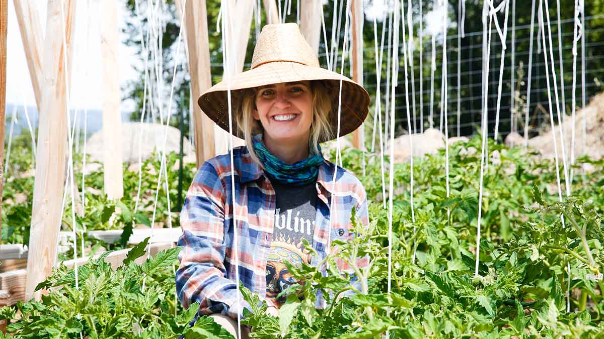 Ali Jardine, Hanzell’s head gardener