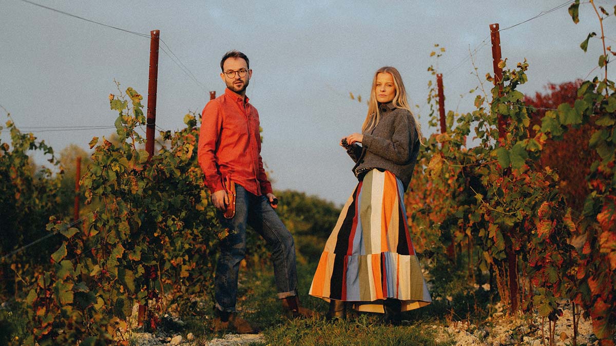 kamil+&+ania+in+vineyard
